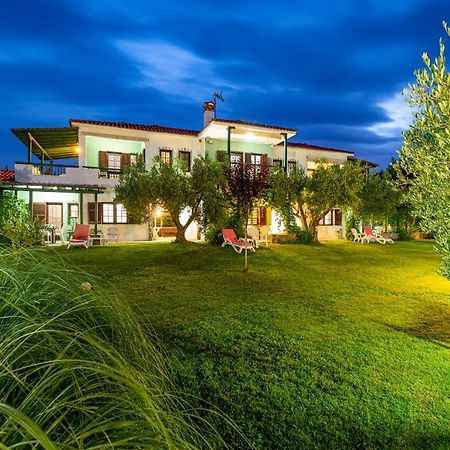 Villa Hrisavgi Nikiti  Exteriér fotografie