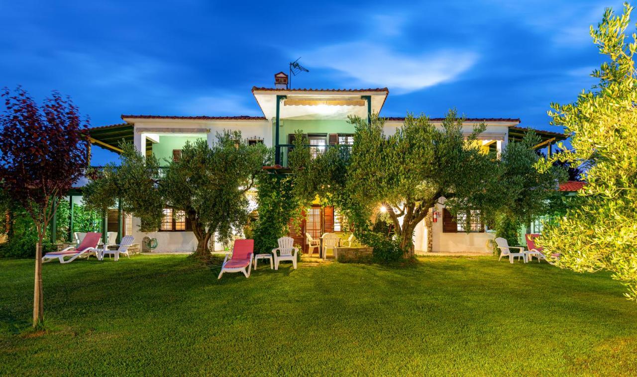 Villa Hrisavgi Nikiti  Exteriér fotografie